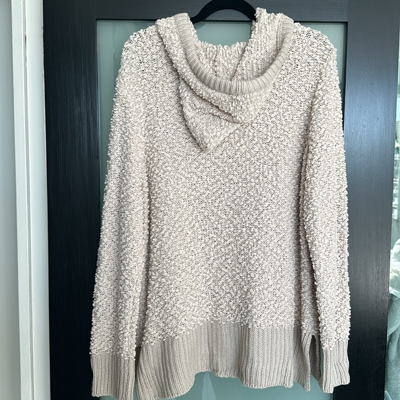 BNWT!! Cozy GreenTea Popcorn Hoodie. Size XL - Picture 3 of 3